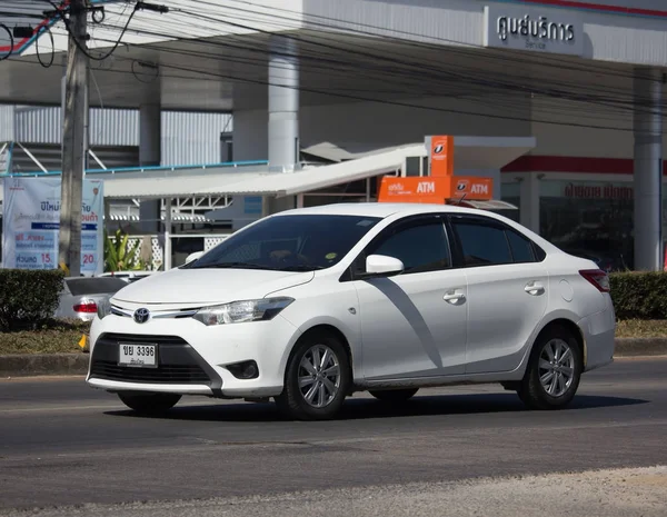 Sedán privado coche Toyota Vios . — Foto de Stock