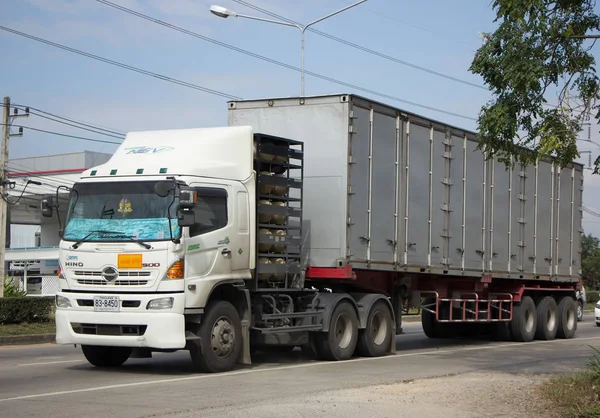 Причіп контейнер вантажний автомобіль компанія Thanaporn — стокове фото