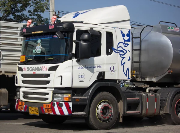 Camión de aceite de Sri Phalang Company . —  Fotos de Stock