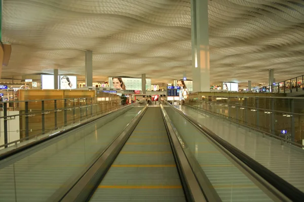 香港赤濸角机场总站 — 图库照片