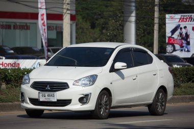 Özel araba Mitsubishi çekin.