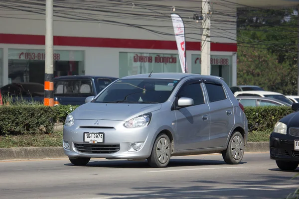 Eco coche privado Mitsubishi Mirage — Foto de Stock