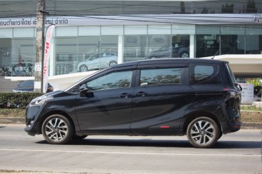  Toyota Sienta Mini Mpv Van. 