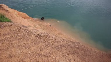 Hangdong Kanyonu chiangmai. Rezervuar Satılık eski kazı laterite topraktan. 