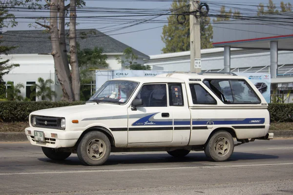 自家用車は、マツダ家族ミニ ピックアップ トラック. — ストック写真