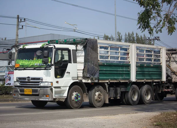 Soldato Hino Cargo camion . — Foto Stock