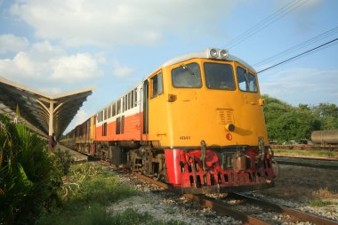 Doğu ve Doğu Express tren için Ge lokomotif no.4041. 