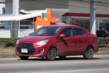 Özel araba Mitsubishi çekin.