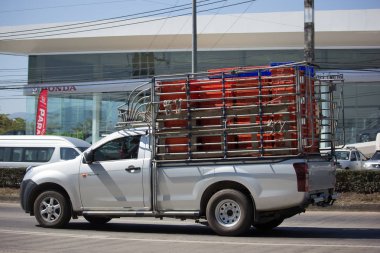 Özel Isuzu Dmax kamyonet. 