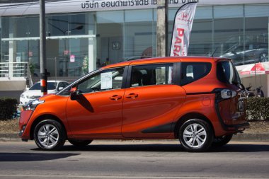  Toyota Sienta Mini Mpv Van. 