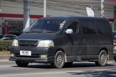Özel eski Toyota Granvia Van araba.