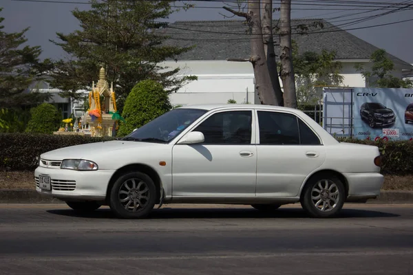 Privatwagen, Mitsubishi Lancer. — Stockfoto