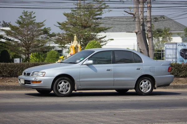 Coche viejo privado, Toyota Corona — Foto de Stock