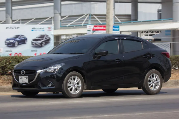 Coche ecológico privado Mazda 2 — Foto de Stock