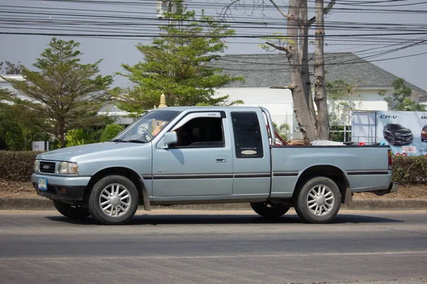 Privé Isuzu Tfr pick-up Truck. — Stockfoto