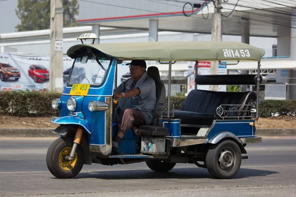 Tuk tuk chiangmai taxi Service w mieście i okolicy:. — Zdjęcie stockowe