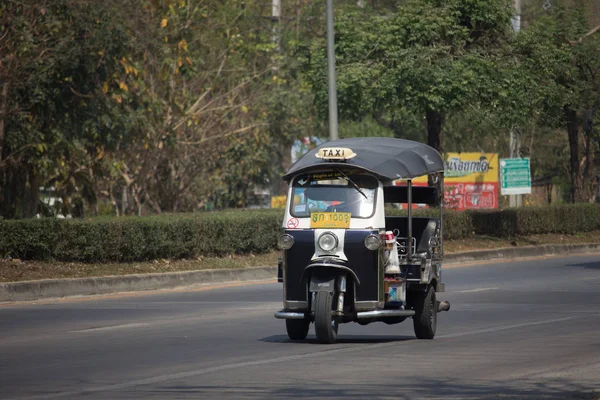 Tuk tuk chiangmai taxi Service w mieście i okolicy:. — Zdjęcie stockowe
