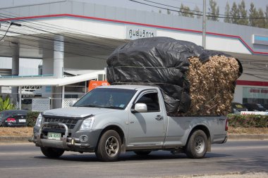 Özel Isuzu Dmax kamyonet. 