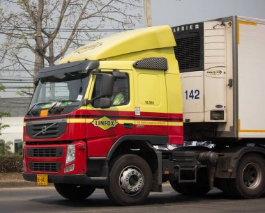  Linfox kamyon ve kapsayıcı için Tesco lotus hipermarket