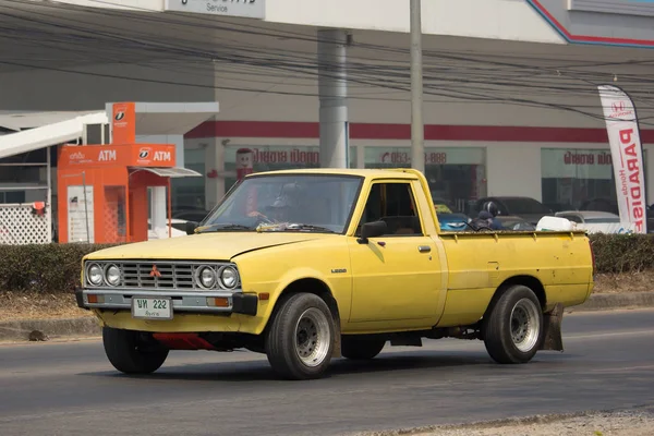 Privato Old Pickup auto, Mitsubishi L200 — Foto Stock