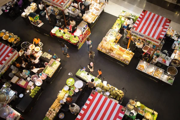 Área de Promoción de Alimentos en el Festival Central Chiang mai . —  Fotos de Stock