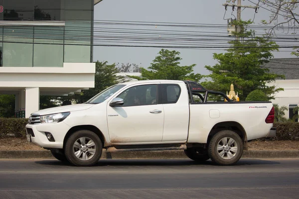 Camioneta privada Toyota Hilux Revo — Foto de Stock