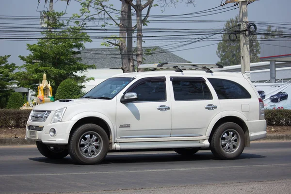 Carro privado Suv, Isuzu Mu-7, Mu7 . — Fotografia de Stock