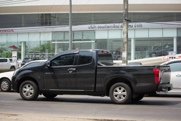 Camioneta privada Isuzu Dmax . — Foto de Stock