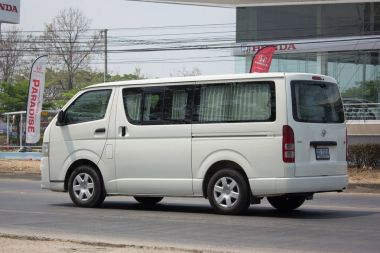 Özel Toyota Ventury minibüsü