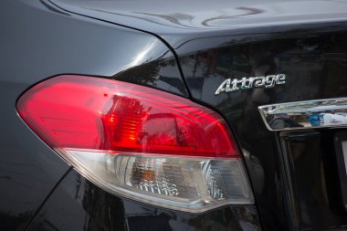 Özel araba Mitsubishi çekin.