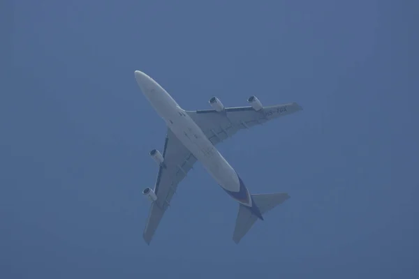 HS-TGX Boeing 747-400 de Thaiairway . — Foto de Stock