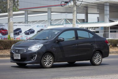 Özel araba Mitsubishi çekin.