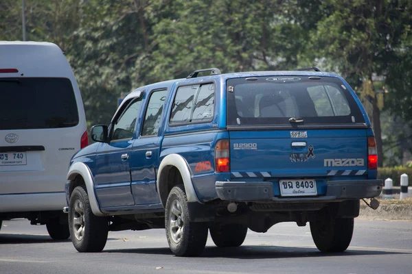 Recogida privada, Mazda BT2900 — Foto de Stock