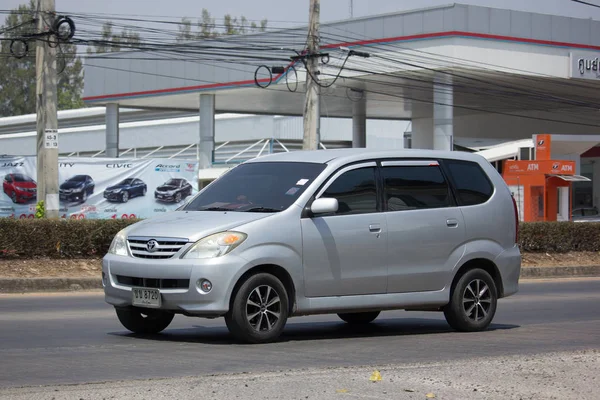 Toyota Avanza személyautó. — Stock Fotó