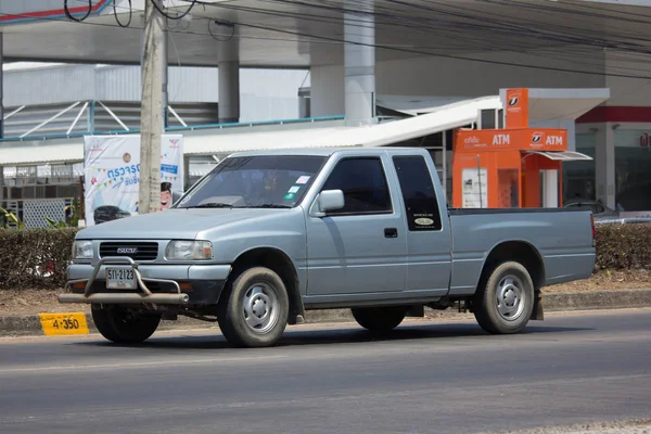 Caminhão de recolha privado Isuzu TFR . — Fotografia de Stock