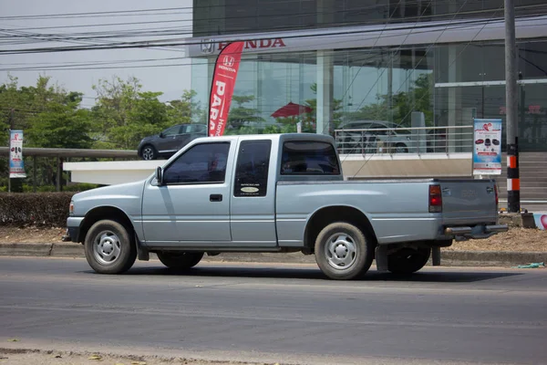 Caminhão de recolha privado Isuzu TFR . — Fotografia de Stock