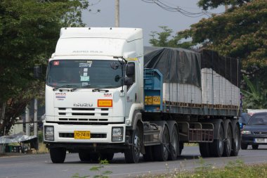 Isuzu karavan kargo kamyon 