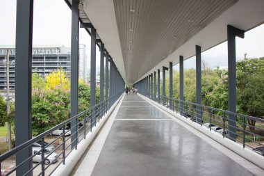 Suandok geçit, Suandok Park park bina arasında yürüyüş yolu 