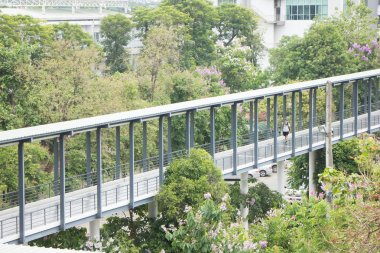 Suandok geçit, Suandok Park park bina arasında yürüyüş yolu 