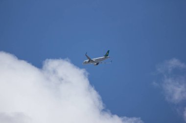 Bahar Hava Yolları'nın Airbus A320-200. 