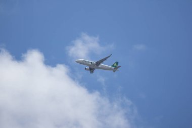 Bahar Hava Yolları'nın Airbus A320-200. 