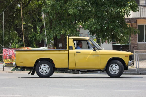 Privado Isuzu KB viejo coche de recogida . — Foto de Stock