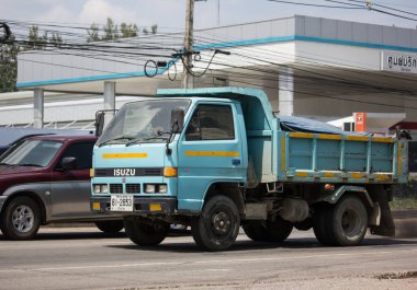 Özel Isuzu damperli kamyon. 