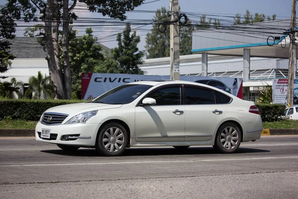 Coche privado, Nissan Teana . — Foto de Stock