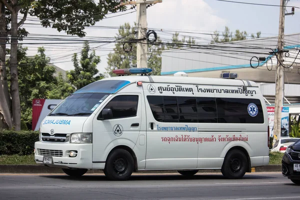 Theppanya Hastanesi Ambulans Aracı.