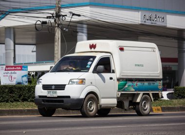 Özel Suzuki Carry al arabayı.