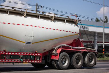 Zamanında sadece kamyon çimento Logistic şirketi hızlı.