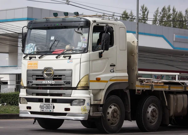 Camión de carga privado Hino 700 esplendor . —  Fotos de Stock