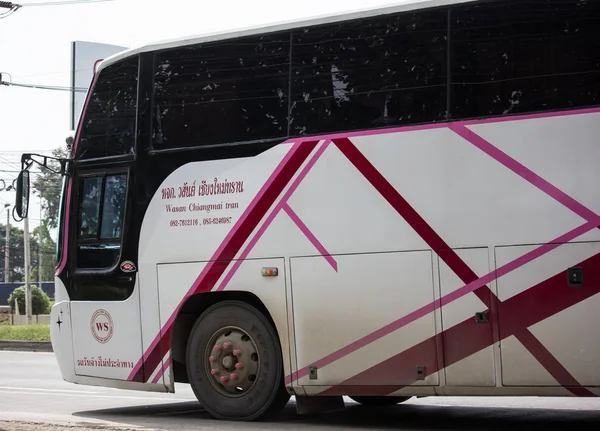 Autobus turystyczny Wasan Chiangmai Transport — Zdjęcie stockowe