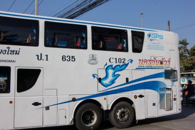 Otobüs Nakhonchai Tur şirketinin.
